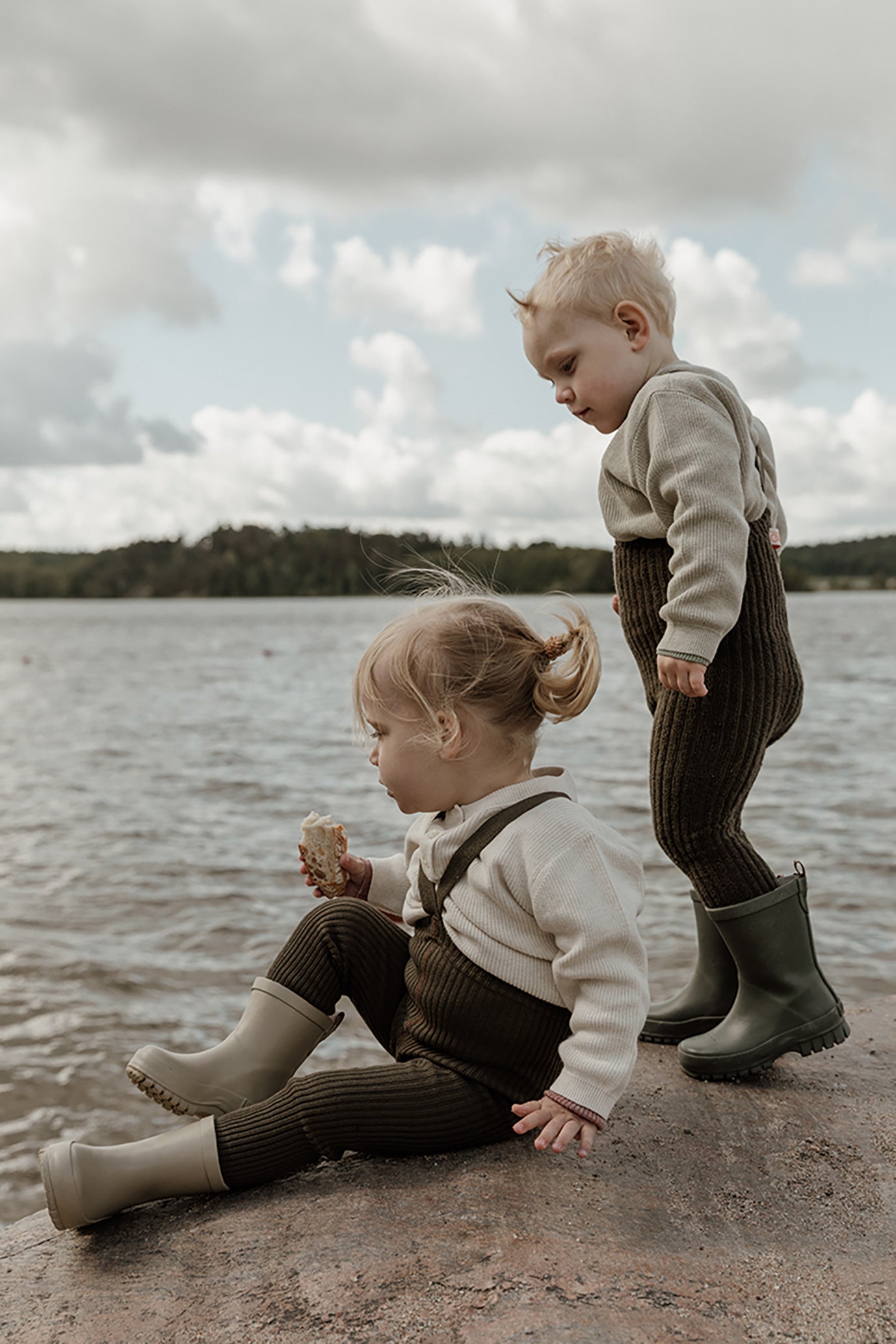 Granny Teddy Seaweed Brown Footless