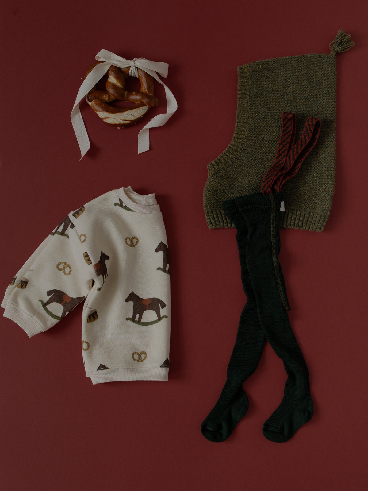 Footed Dark Forest Green Christmas Patterned